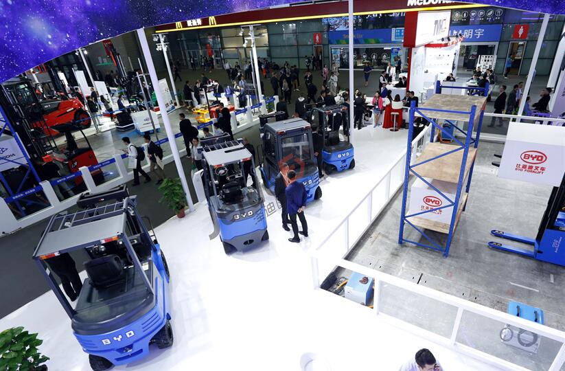 在冬季展臺(tái)搭建時(shí)需要注意那些問題? 在冬季展臺(tái)搭建時(shí)需要注意那些問題?