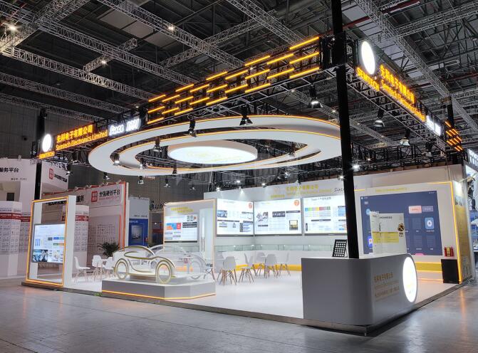 燈光如何與展臺設(shè)計搭建搭配展示效果才更好?